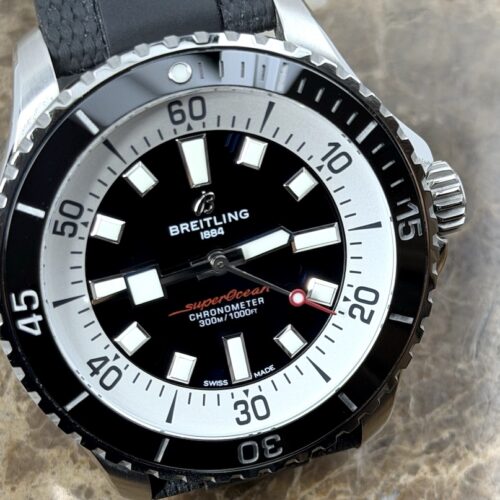 Breitling SuperOcean 42 Automatic Black Dial on a Rubber Dive strap with Breitling Box Papers Card A17375211B1S1