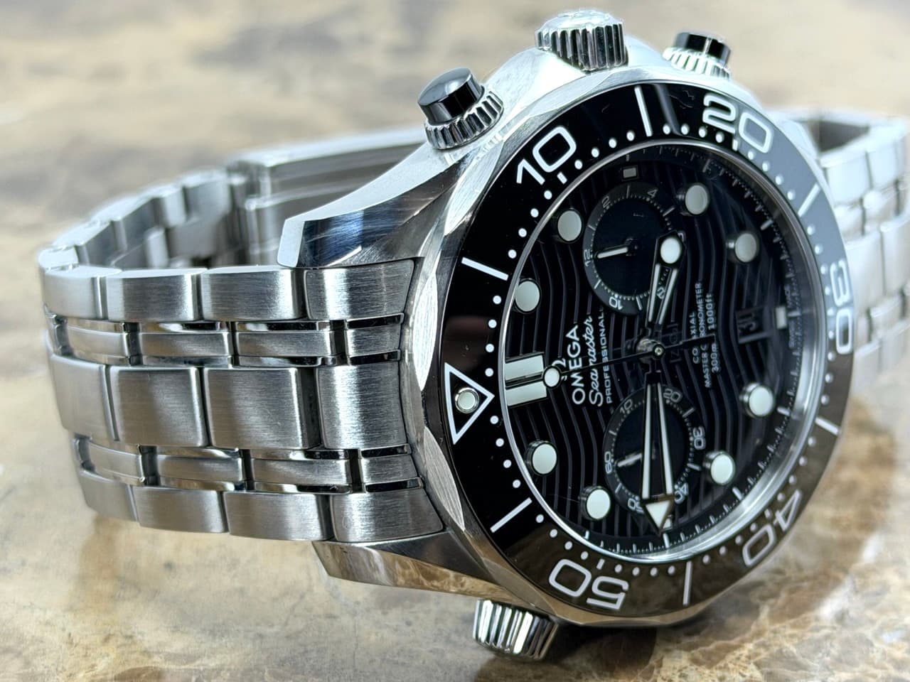 OMEGA Seamaster Diver 300M Chronograph 44mm Automatic Black Dial on Bracelet Box Papers Cards 210.30.44.51.01.001