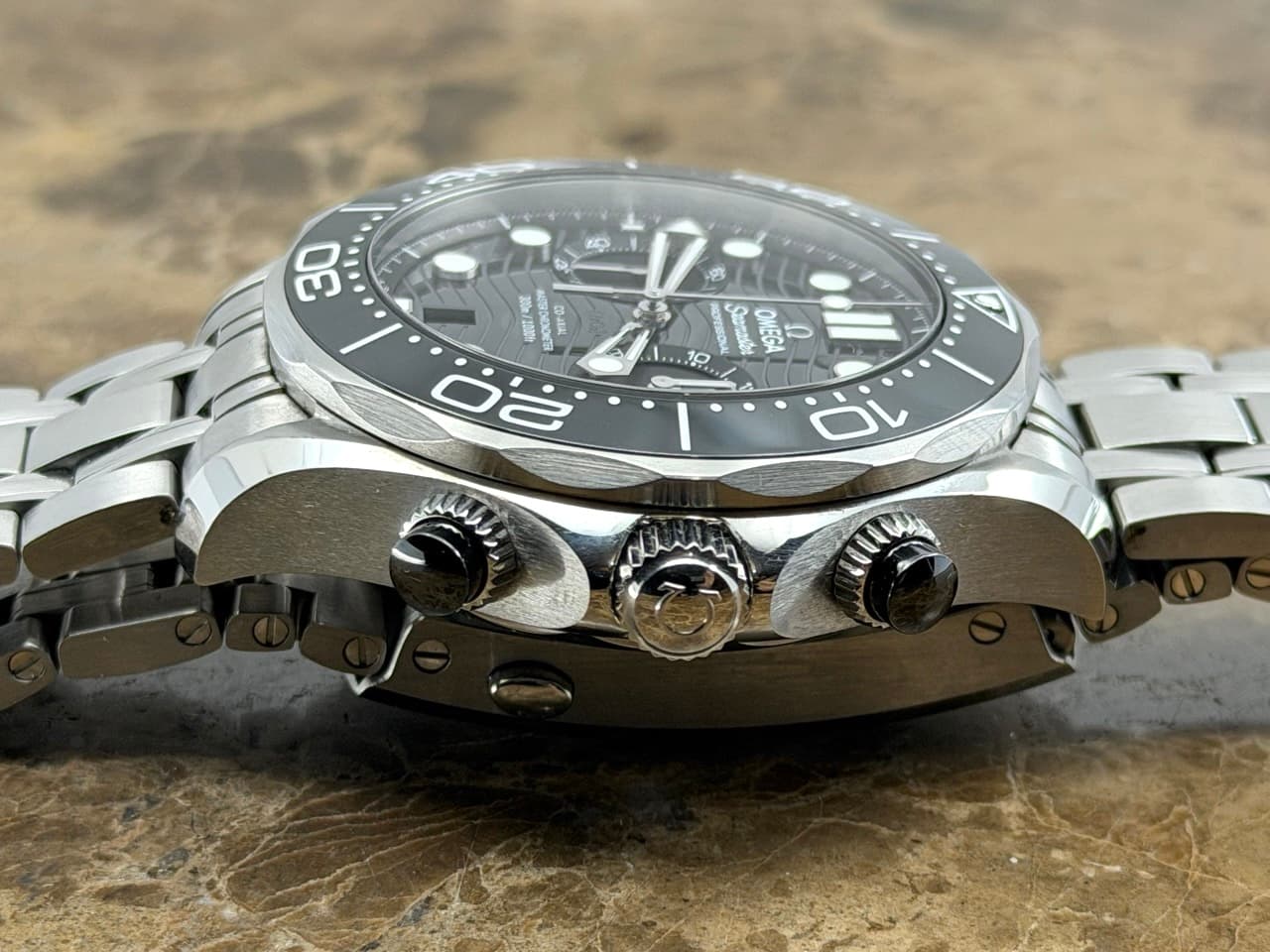 OMEGA Seamaster Diver 300M Chronograph 44mm Automatic Black Dial on Bracelet Box Papers Cards 210.30.44.51.01.001