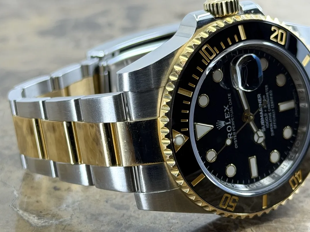 Rolex Submariner 18k Gold / Steel 40mm Automatic Ceramic Bezel with Black Dial with Rolex Box 116613LN