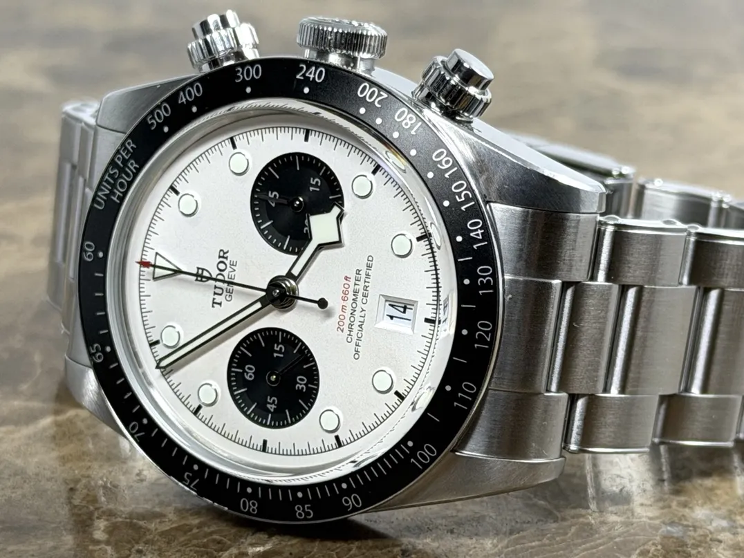Tudor Black Bay Chrono Panda White Dial Black Subs with steel bracelet 41mm Automatic Chronograph Box Papers Card 79360N