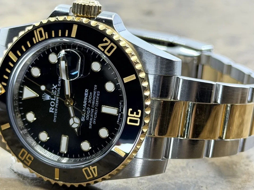 Rolex Submariner 18k Gold / Steel 40mm Automatic Ceramic Bezel with Black Dial with Rolex Box 116613LN