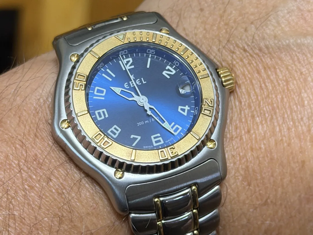 Ebel Discovery Swiss Quartz 40mm 18k Yellow Gold and Steel Blue Dial and extra leather strap with Ebel Box 1187341-5665P