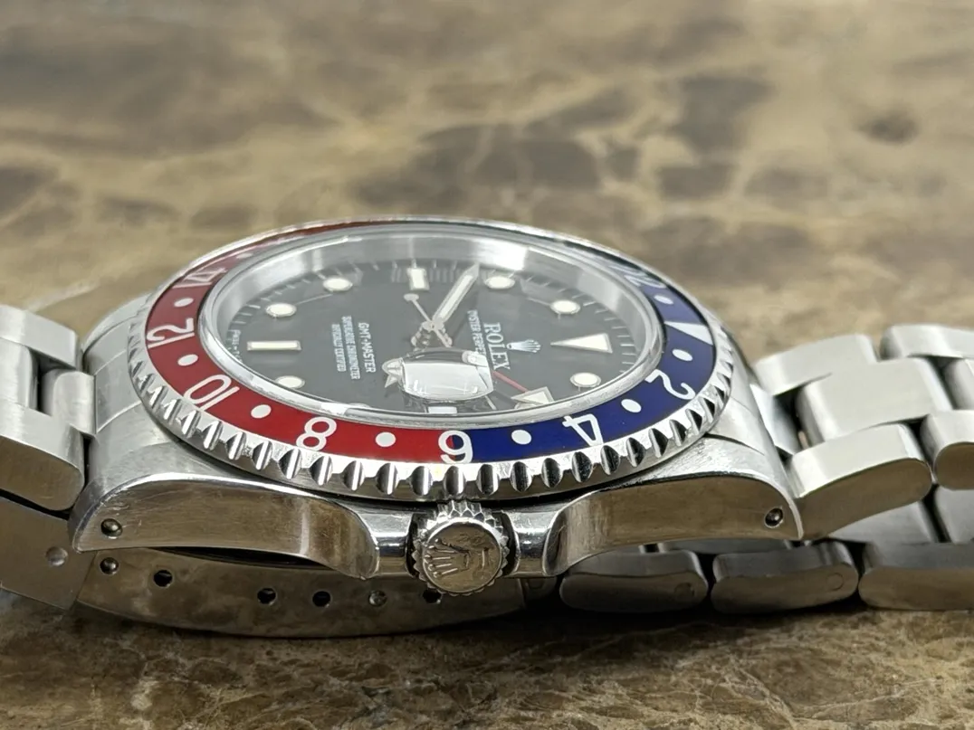 Rolex GMT Master 40mm Automatic Red / Blue PEPSI Bezel Year 1991 model 16700