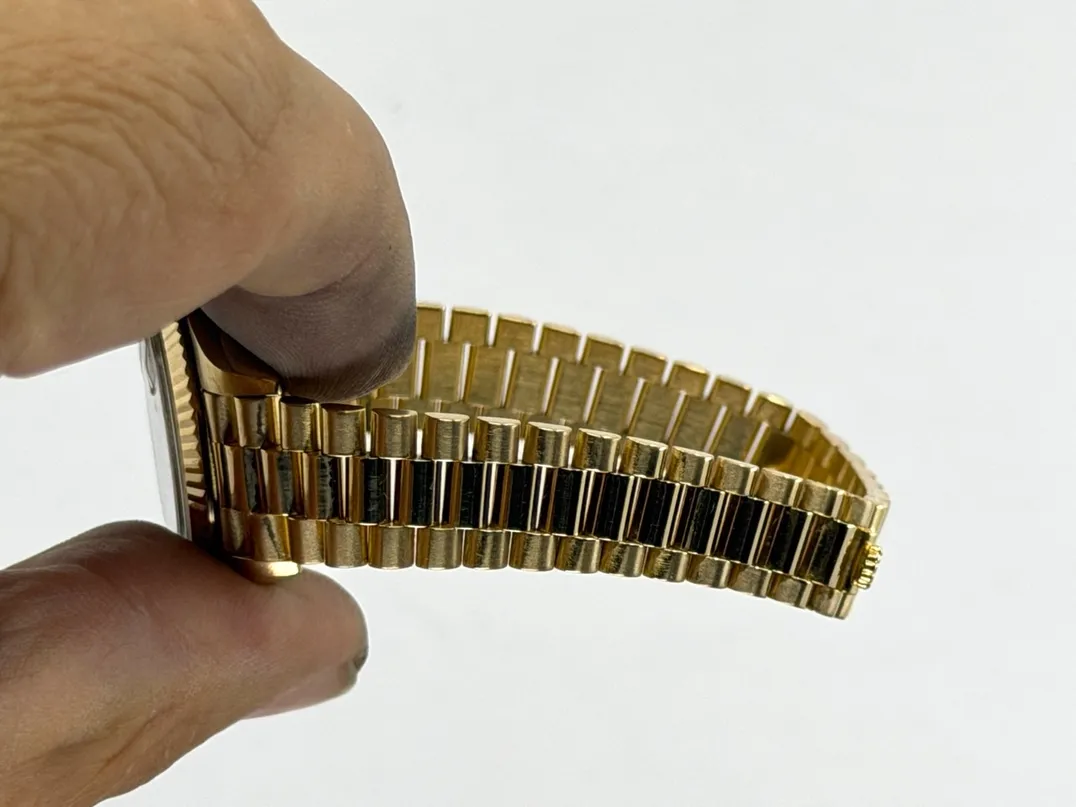 Rolex Lady President Datejust 18k Yellow Gold Factory Diamond Dial model 69178 Box Papers